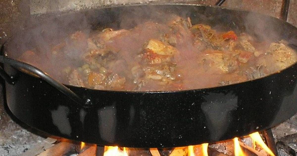 Intendente y chef: Santacroce cocinará al disco en el Mercado Don Bosco